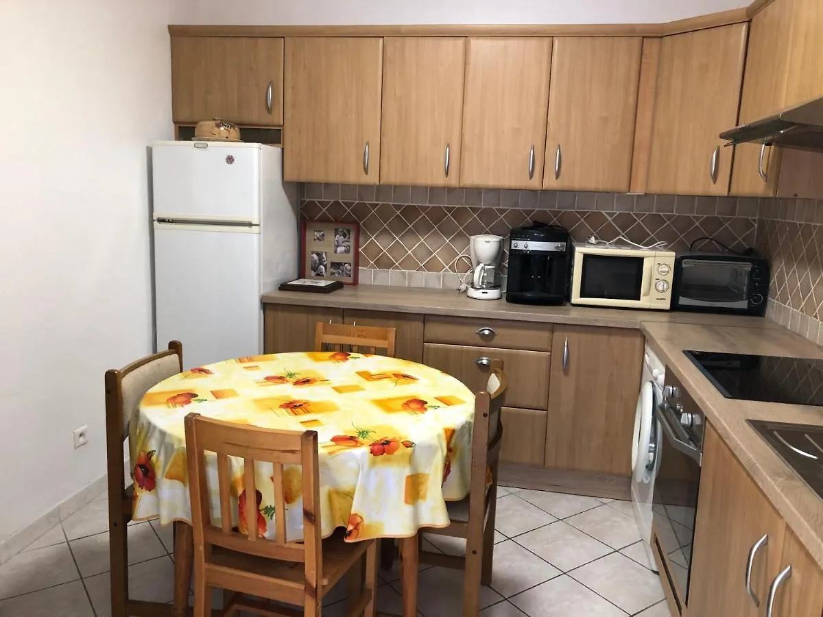Apartment Appartement Dans Grande Maison Prive Climatise Ollioules France