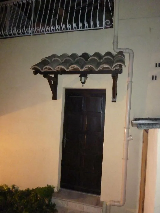 Appartement Dans Grande Maison Prive Climatise Ollioules 0*,